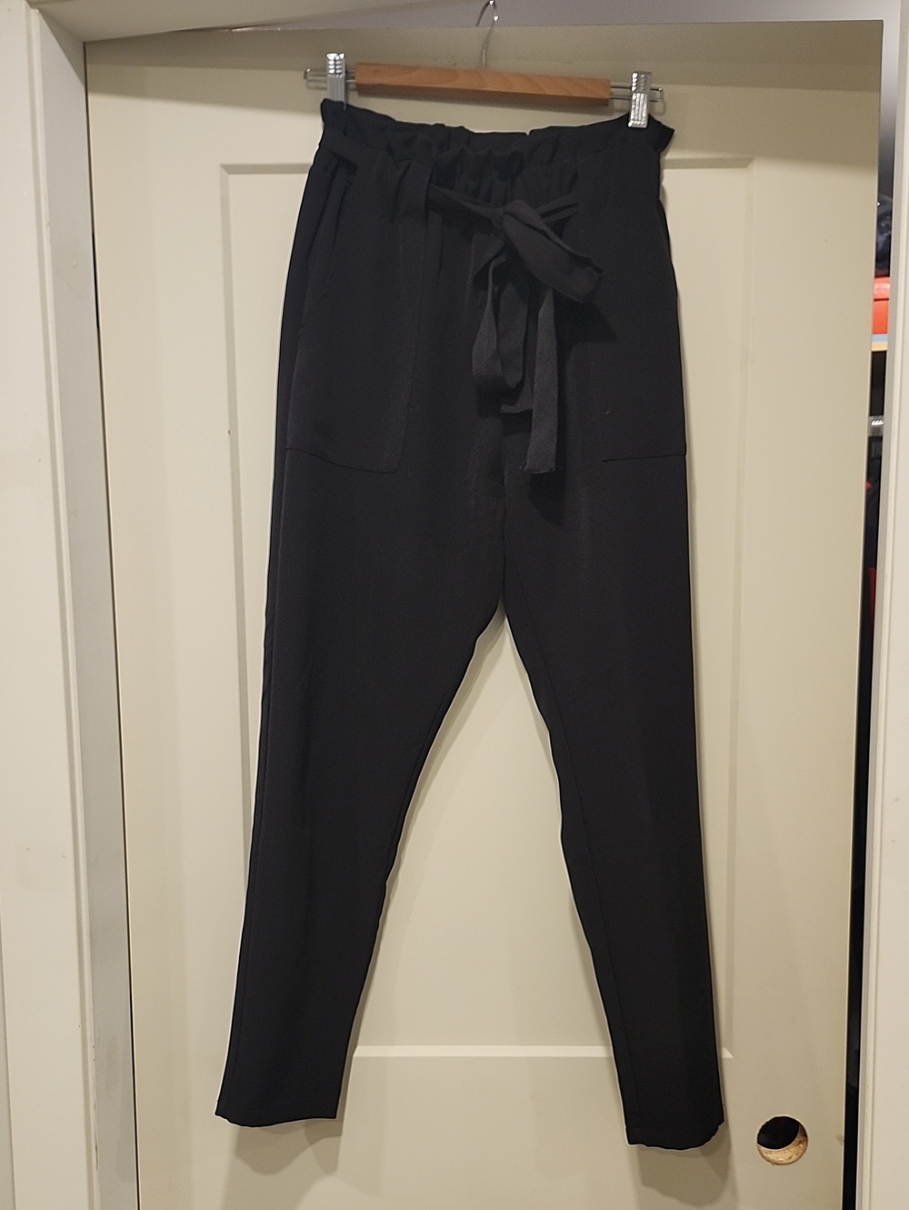 High-Rise Paperbag Tie-Waist Pants - Black